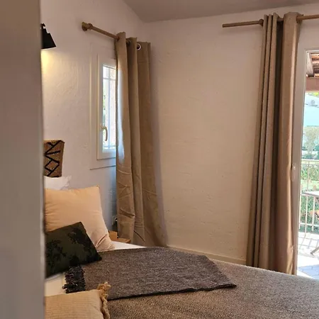 Apartment Li Cabanoun 2 Au Soleil Les Issambres Ste Maxime 3 Min De La A Pied Sainte-Maxime